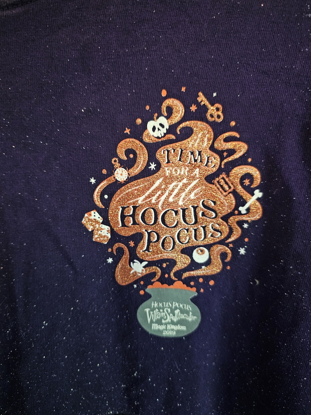 Disney Hocus Pocus Villain Spelltacular 2019 Purple Glitter Sweatshirt - Picture 6 of 7